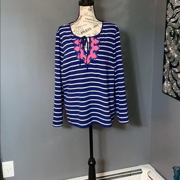 Vineyard Vines Tops - Vineyard Vines top size XL